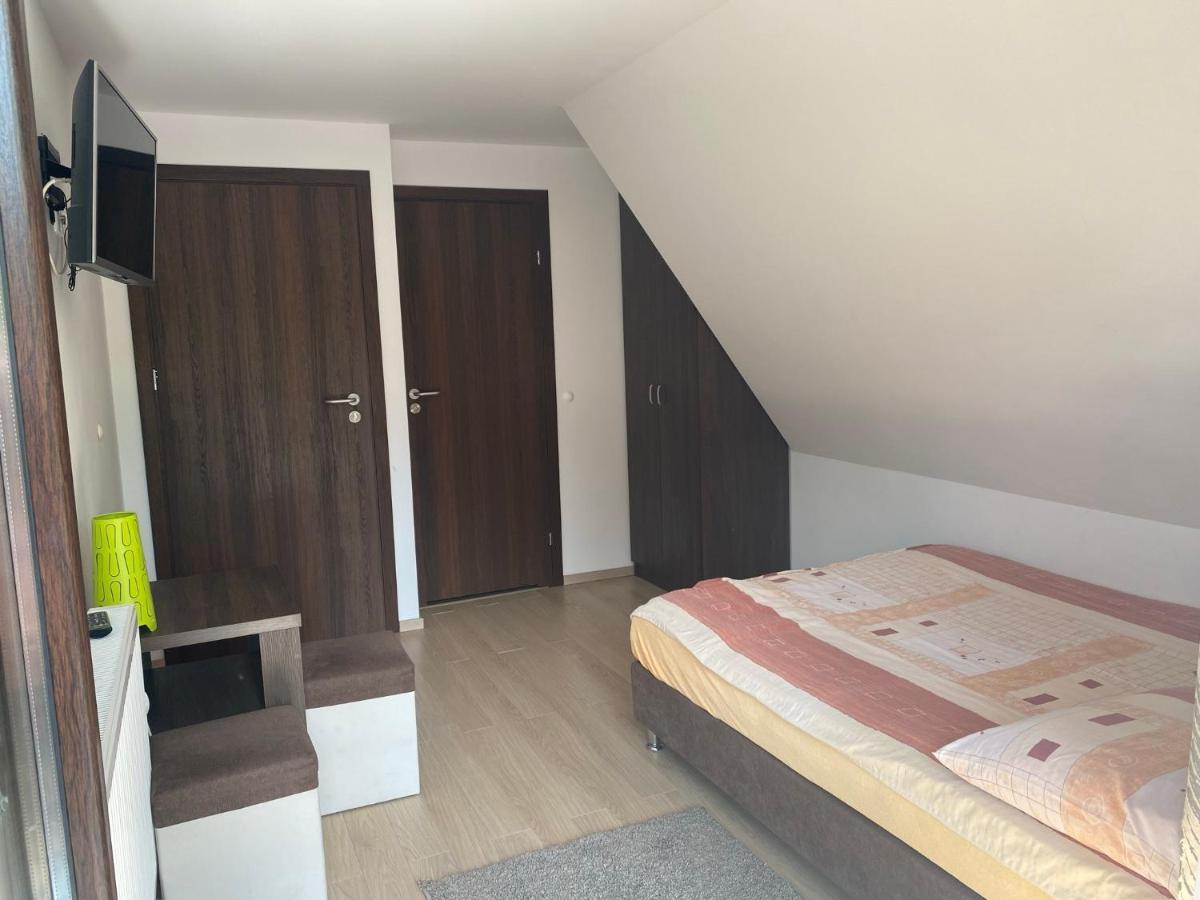 Pokoje Goscinne U Moniki Zakopane Exterior foto